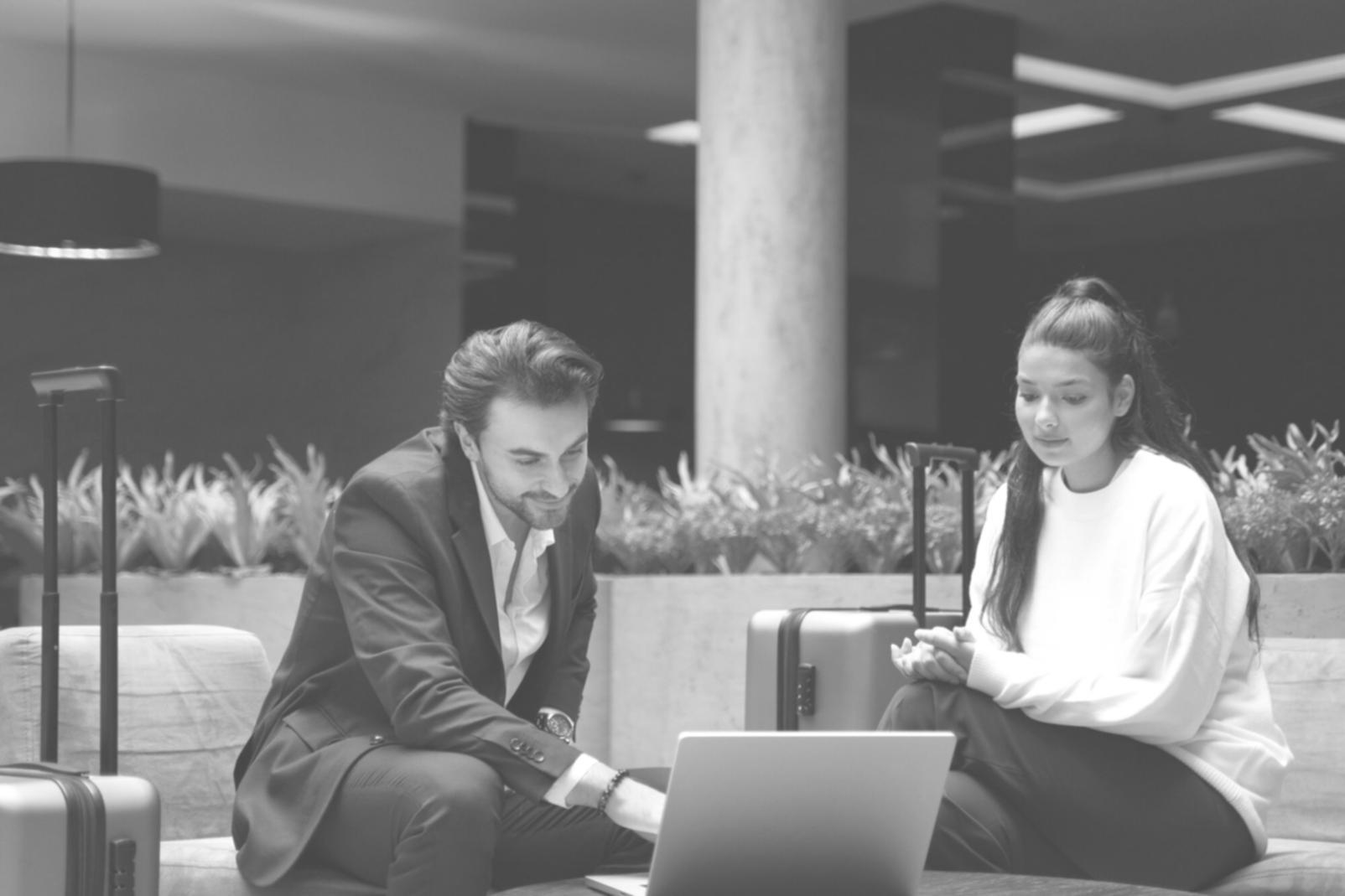 Oficinas de Hexorionsystems en Elche, mostrando el ambiente de trabajo colaborativo